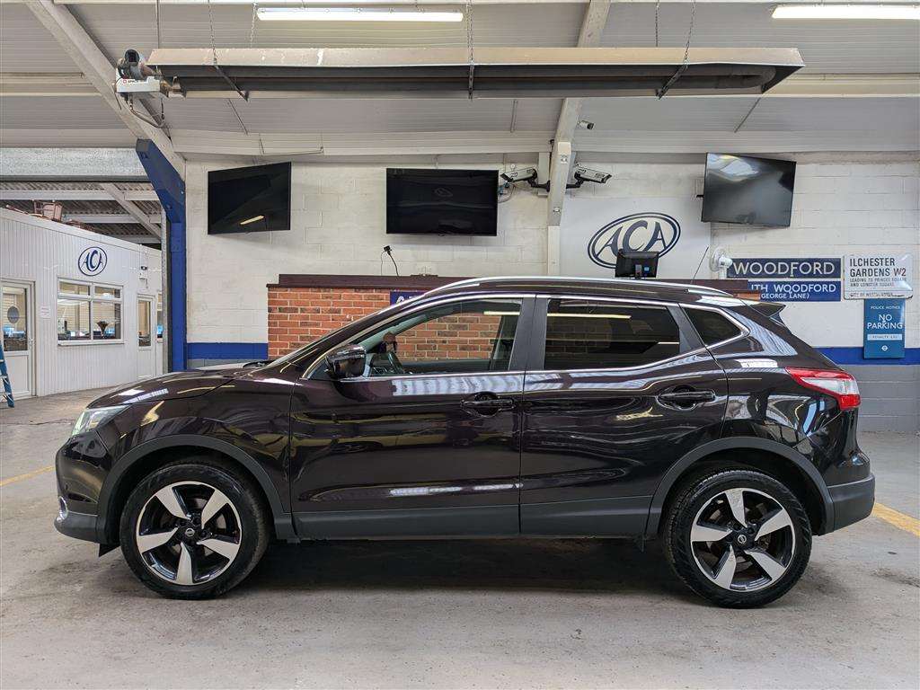 <p>2015 NISSAN QASHQAI N-TEC + DIG-T</p>