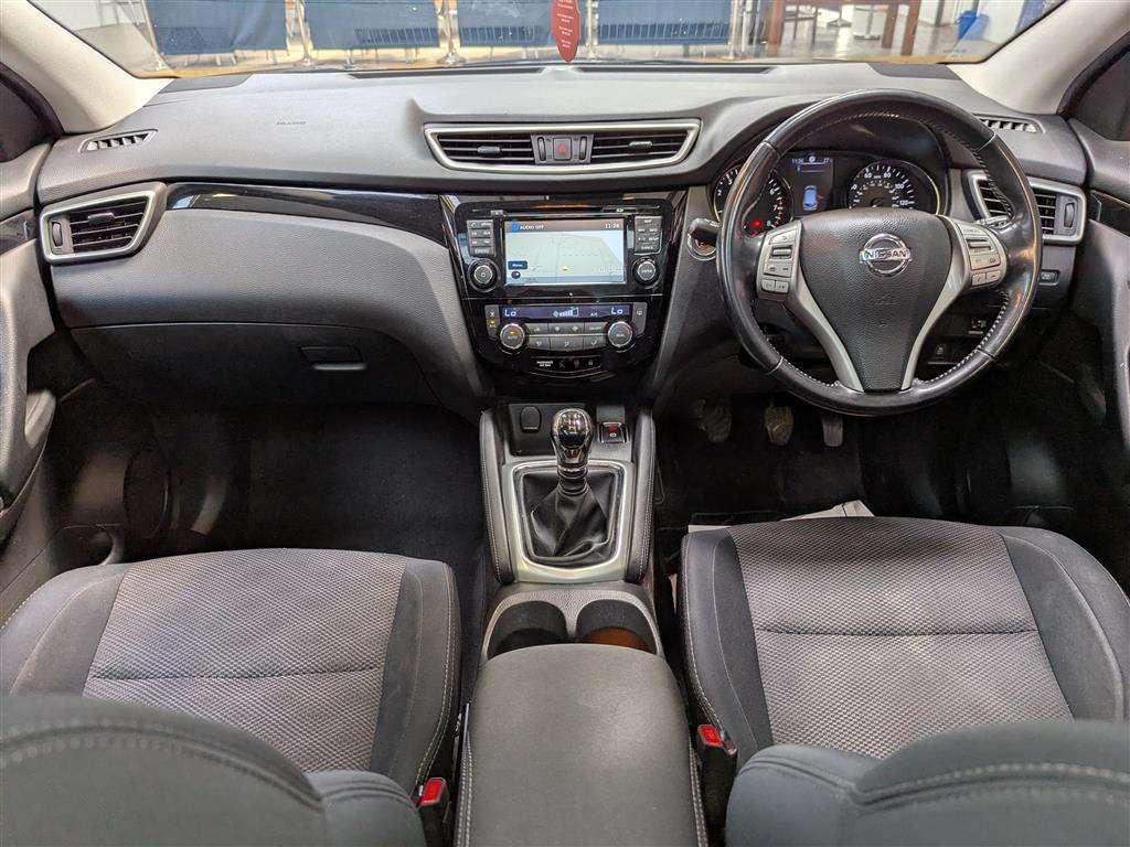 <p>2015 NISSAN QASHQAI N-TEC + DIG-T</p>