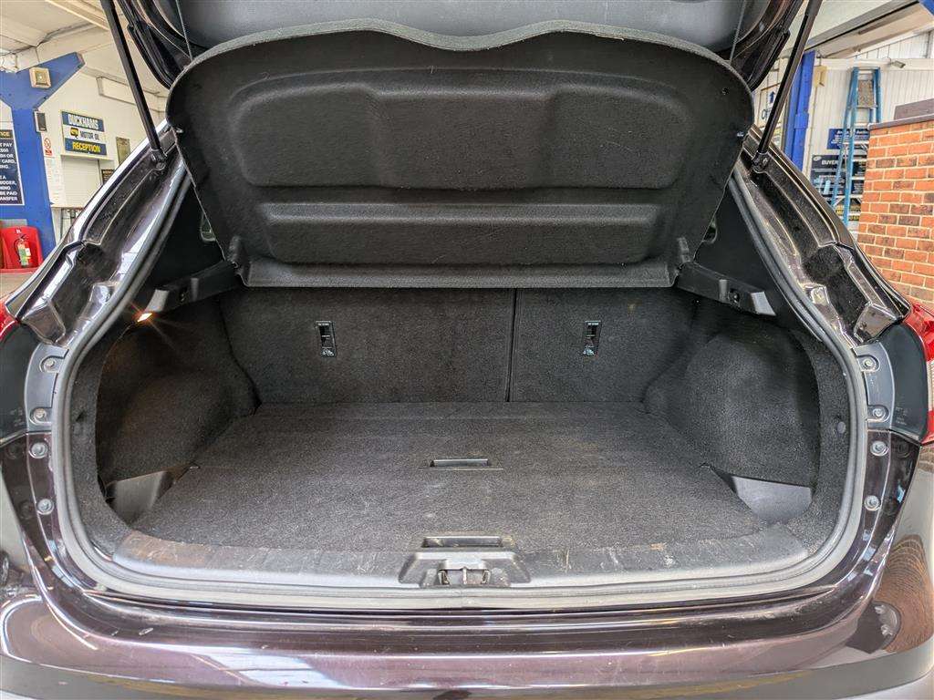 <p>2015 NISSAN QASHQAI N-TEC + DIG-T</p>