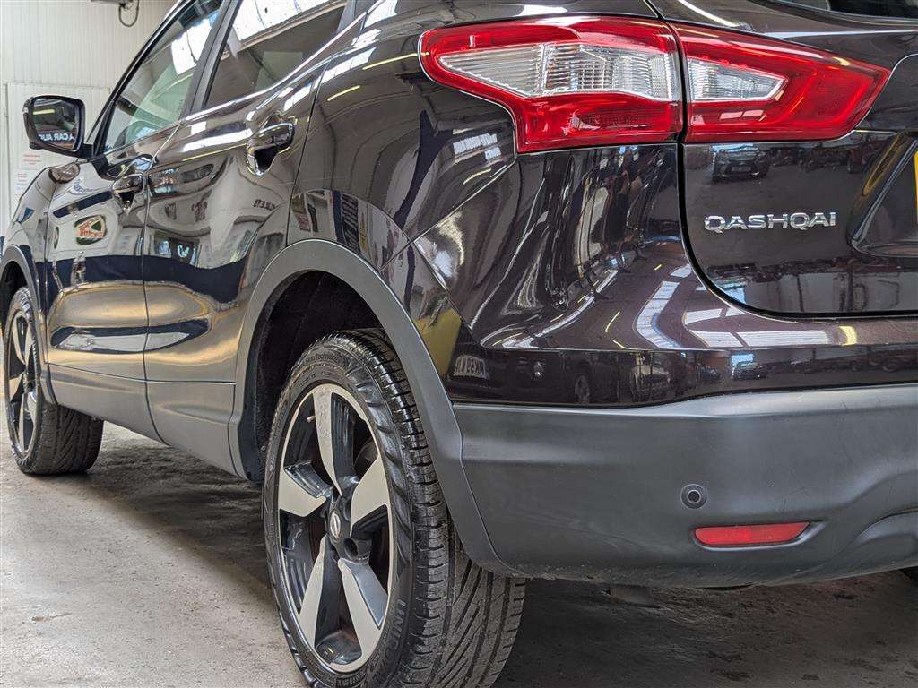 <p>2015 NISSAN QASHQAI N-TEC + DIG-T</p>