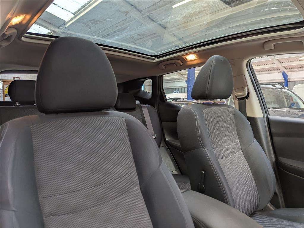 <p>2015 NISSAN QASHQAI N-TEC + DIG-T</p>