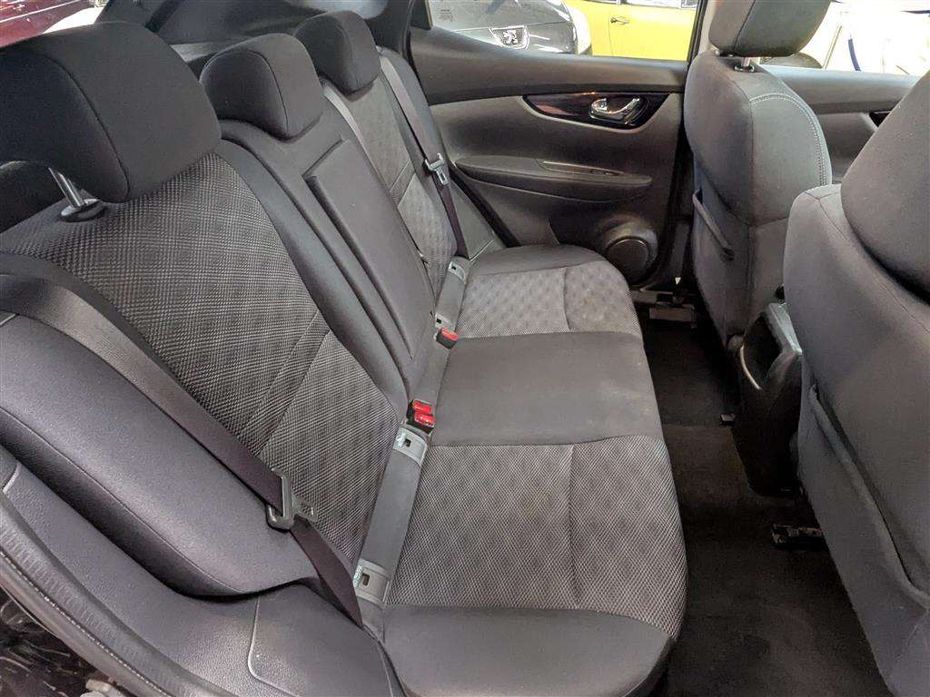 <p>2015 NISSAN QASHQAI N-TEC + DIG-T</p>