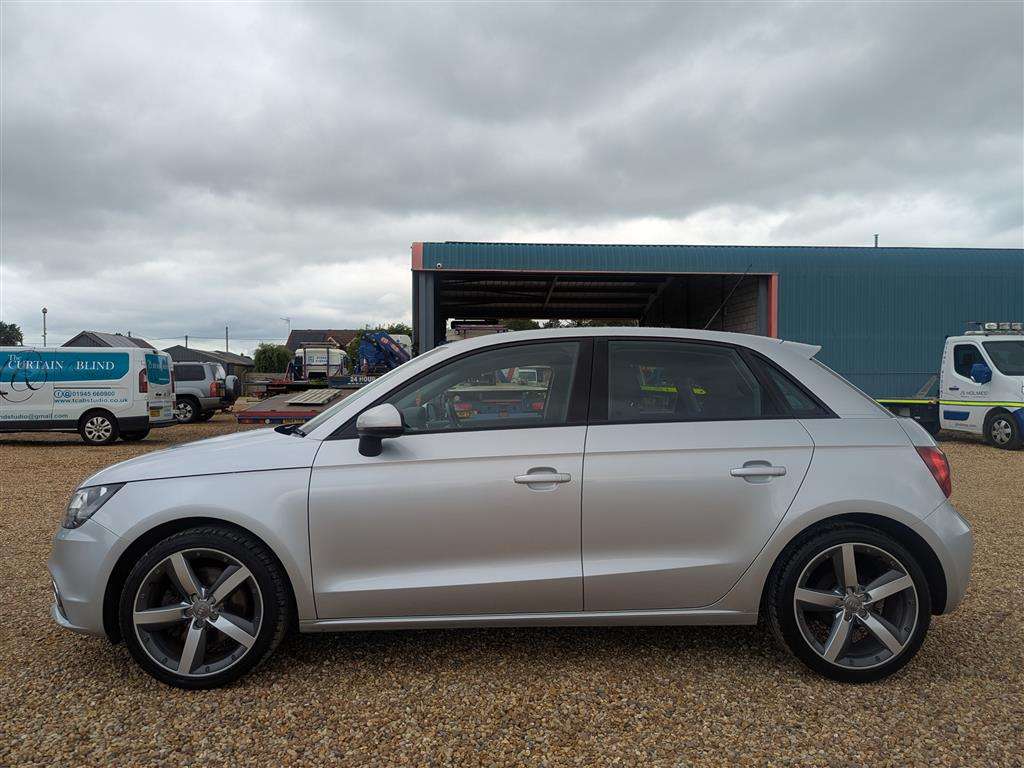 <p>2012 AUDI A1 SPORT TFSI S-A</p>