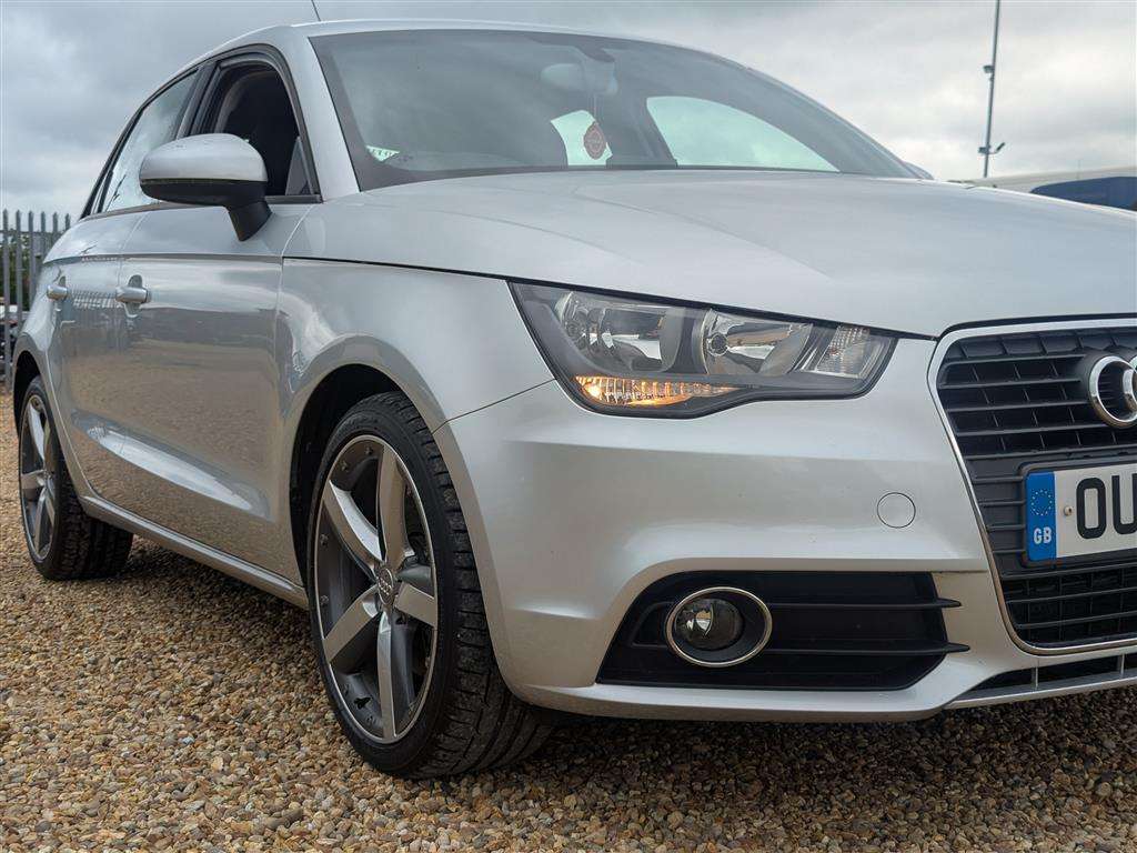 <p>2012 AUDI A1 SPORT TFSI S-A</p>