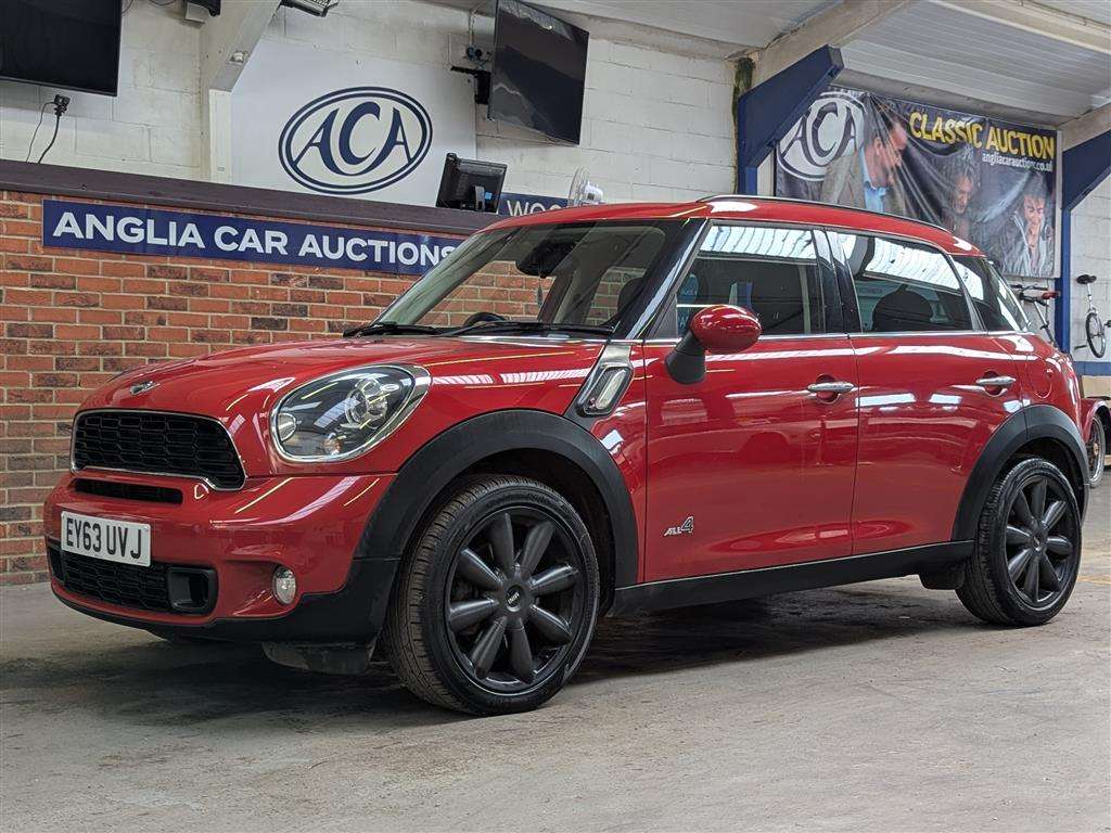 <p>2014 MINI COUNTRYMAN COOPER S ALL4A</p>