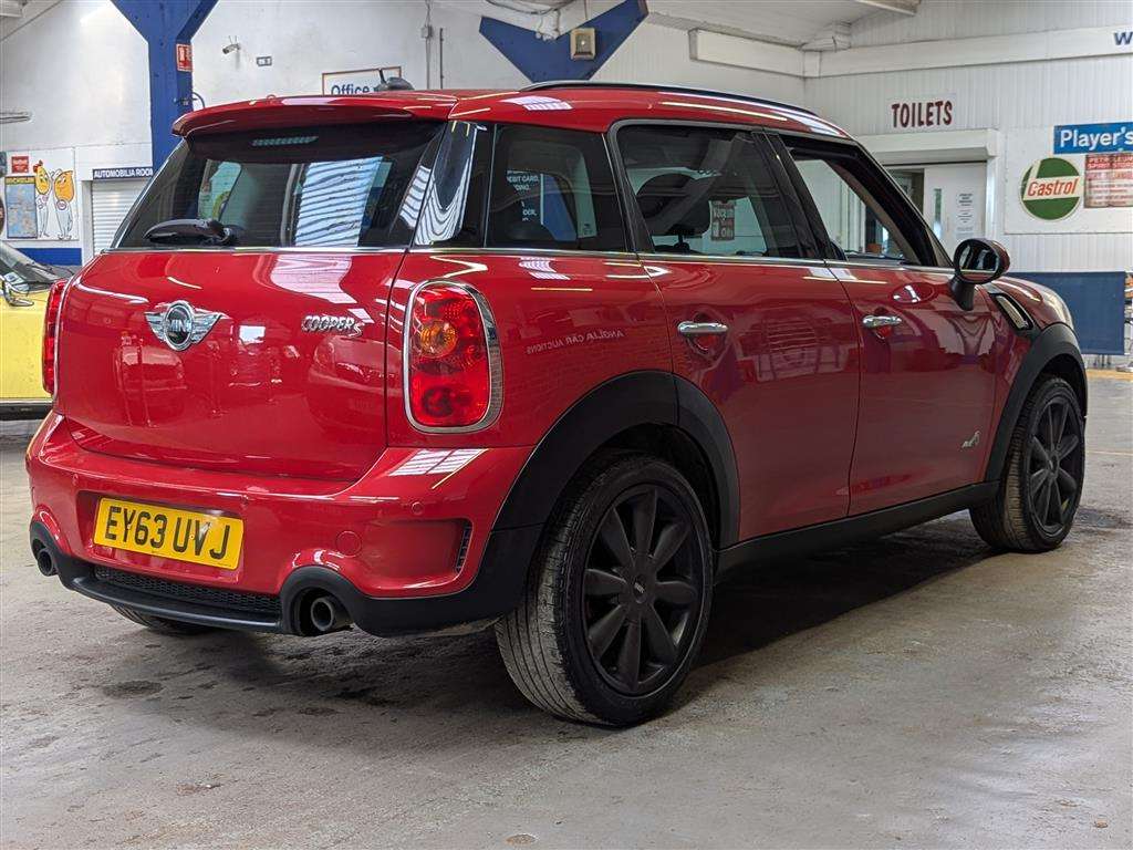 <p>2014 MINI COUNTRYMAN COOPER S ALL4A</p>