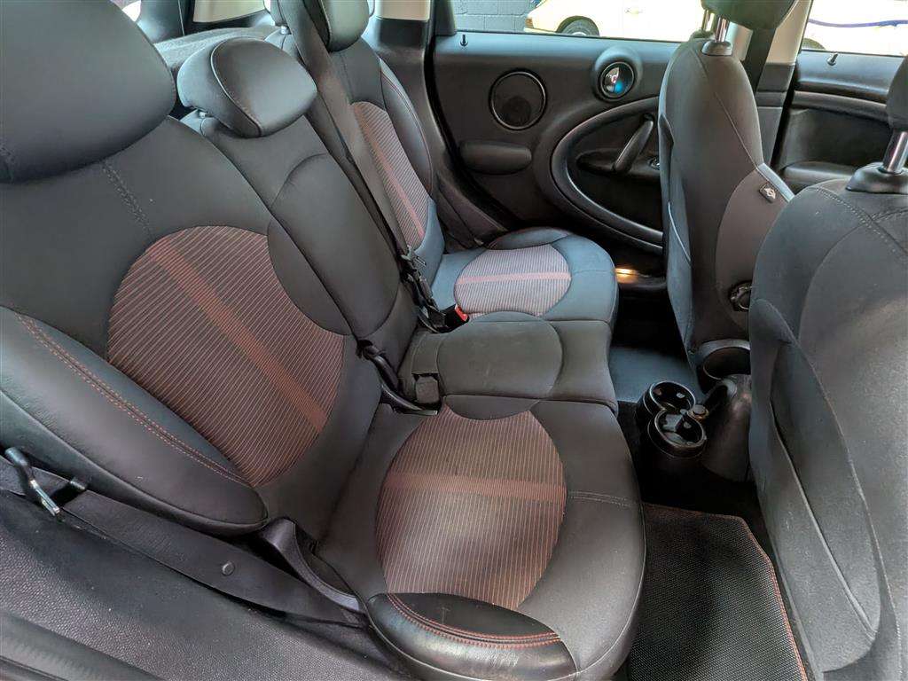 <p>2014 MINI COUNTRYMAN COOPER S ALL4A</p>