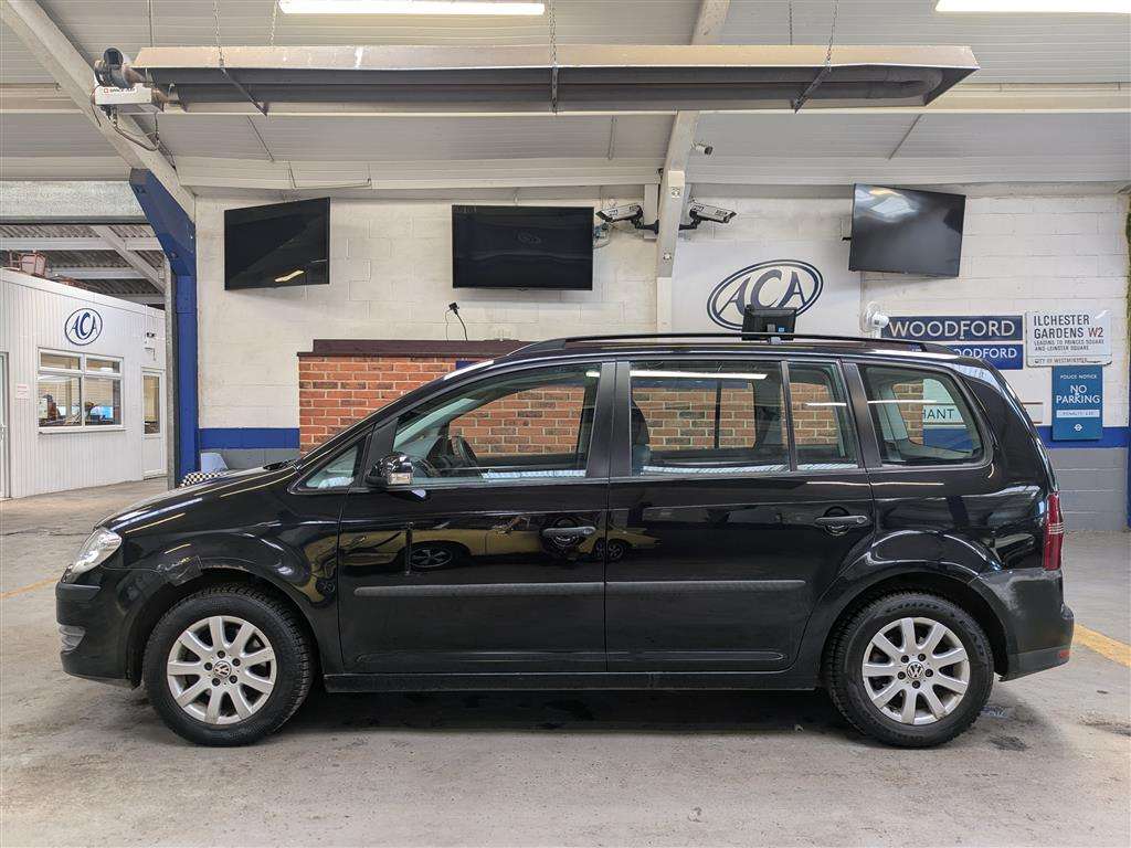 <p>2008 VOLKSWAGEN TOURAN S TDI 90</p>