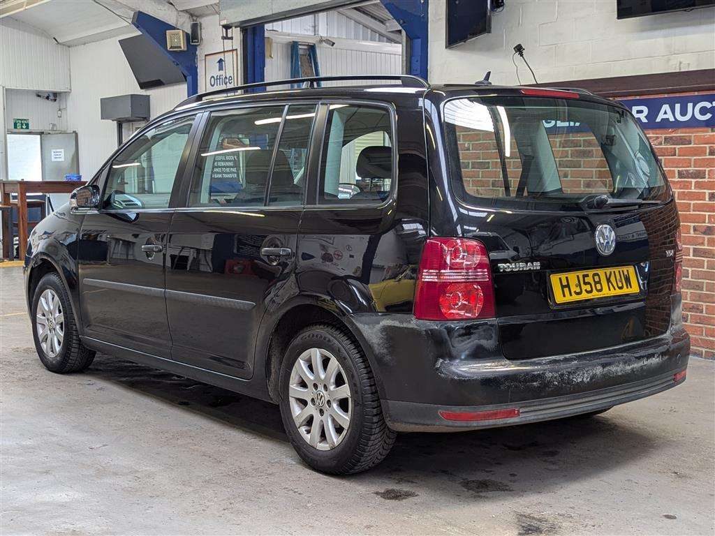 <p>2008 VOLKSWAGEN TOURAN S TDI 90</p>