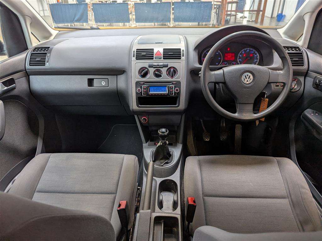 <p>2008 VOLKSWAGEN TOURAN S TDI 90</p>
