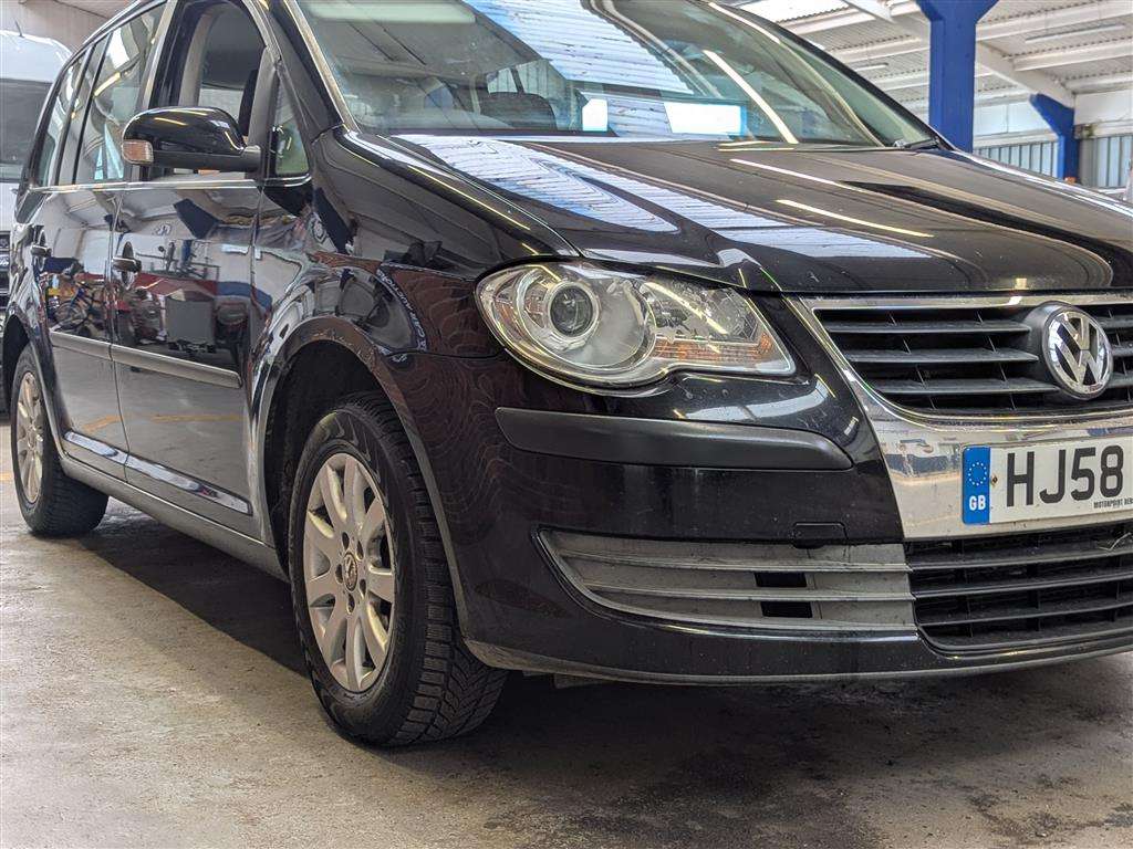 <p>2008 VOLKSWAGEN TOURAN S TDI 90</p>