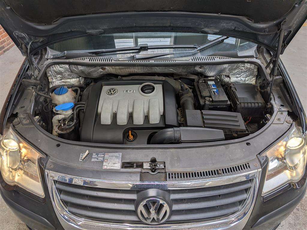 <p>2008 VOLKSWAGEN TOURAN S TDI 90</p>