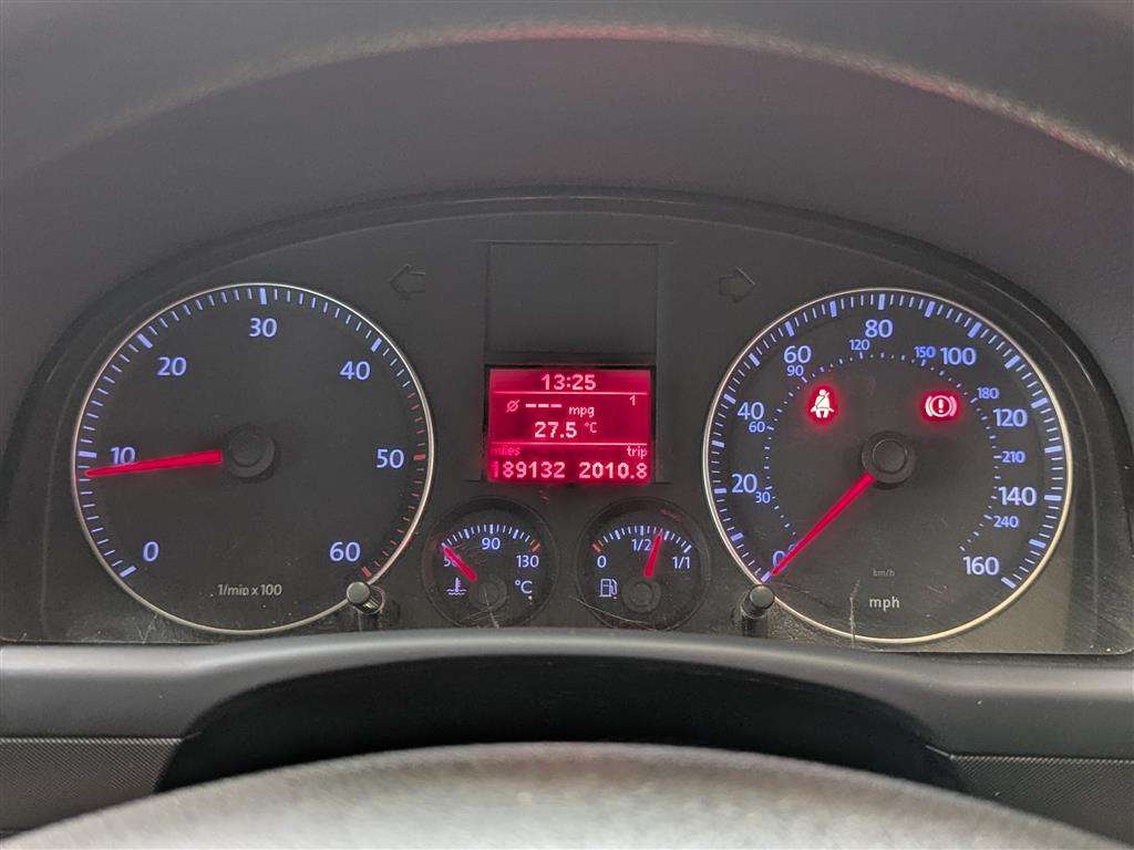 <p>2008 VOLKSWAGEN TOURAN S TDI 90</p>