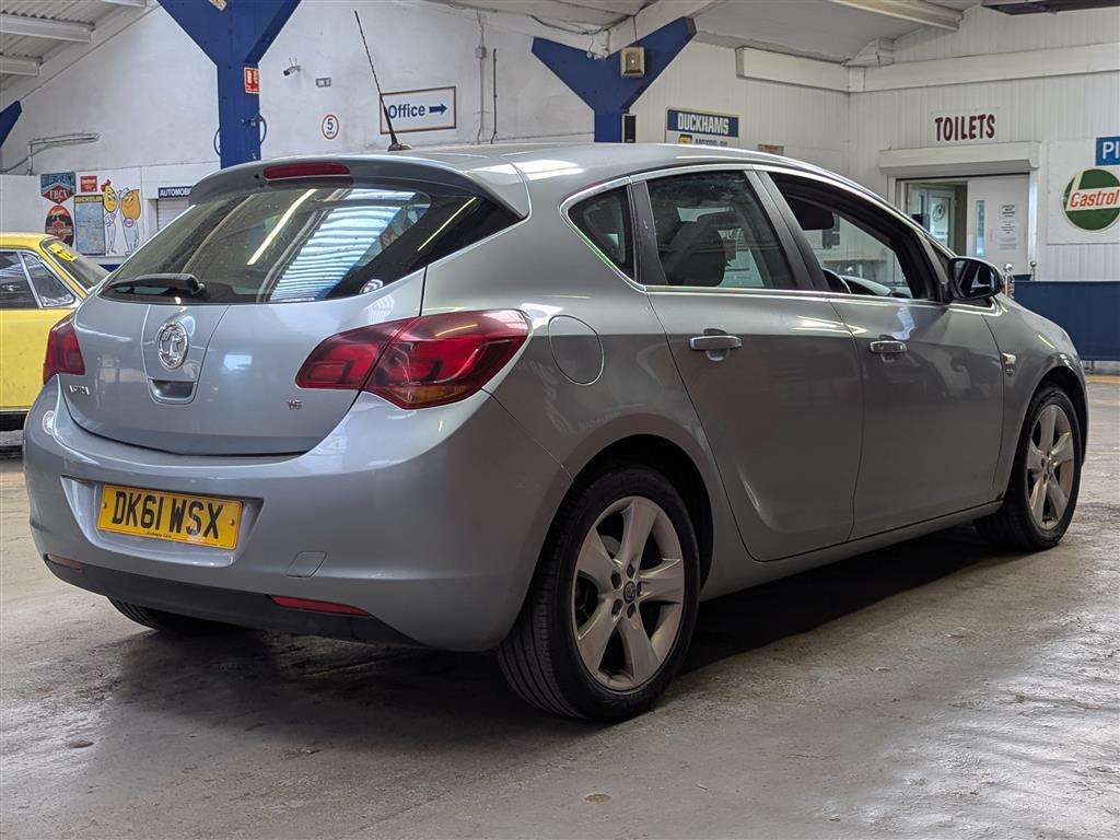 <p>2011 VAUXHALL ASTRA SRI</p>