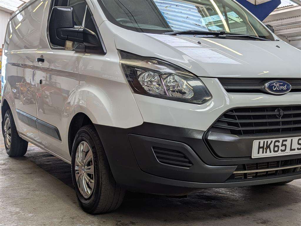 <p>2015 FORD TRANSIT CUSTOM 290 ECO-TE</p>