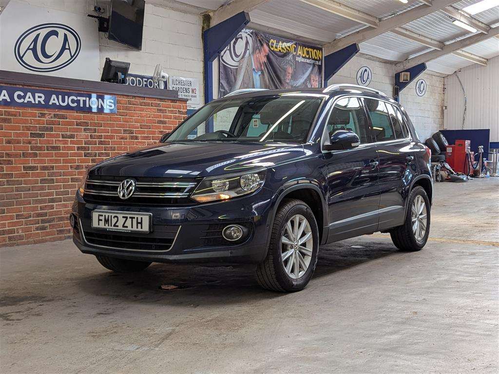 <p>2012 VOLKSWAGEN TIGUAN SE TSI 4MOTION S-A</p>