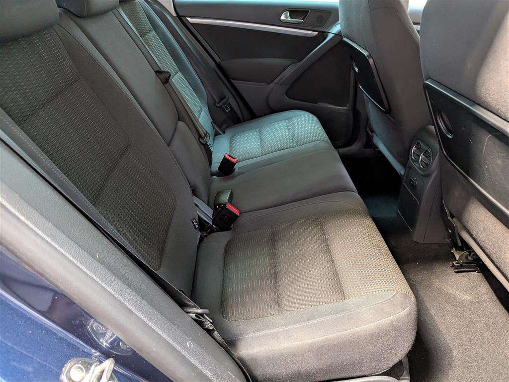 <p>2012 VOLKSWAGEN TIGUAN SE TSI 4MOTION S-A</p>
