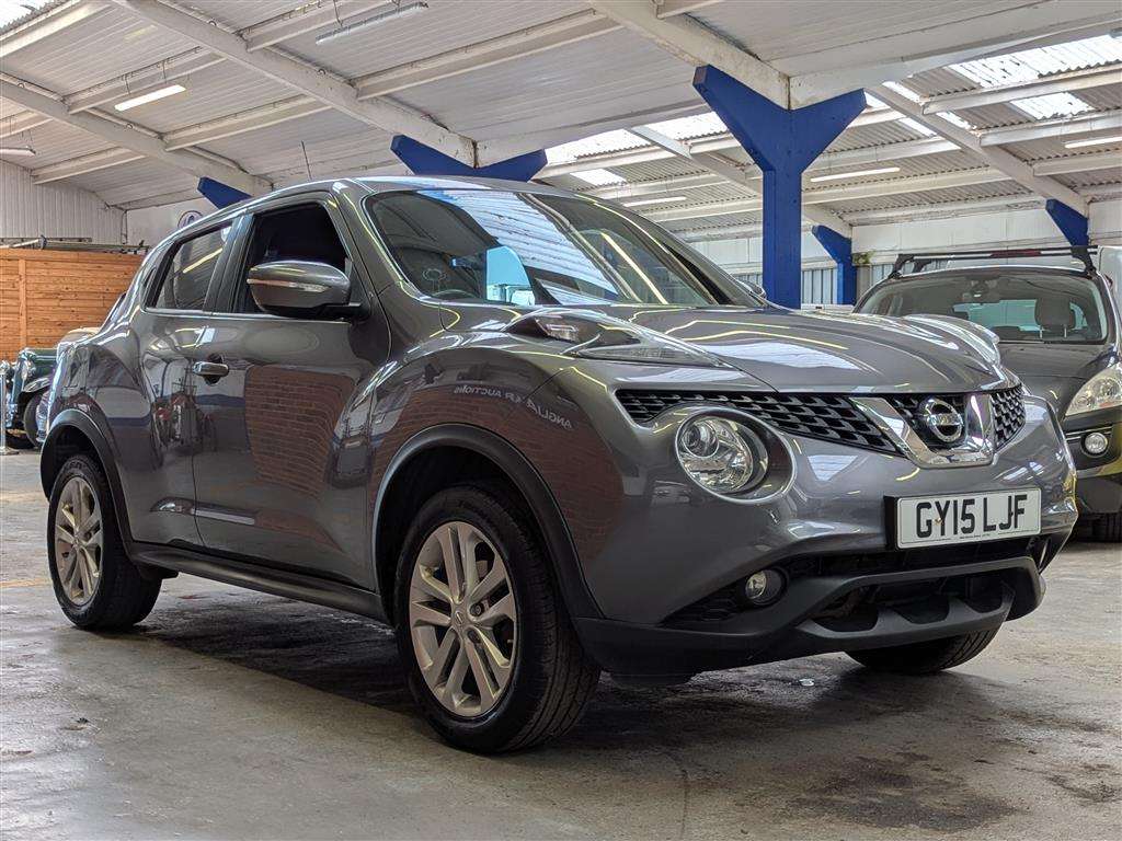 <p>2015 NISSAN JUKE ACENTA PREMIUM CVT</p>