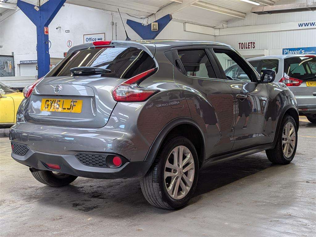 <p>2015 NISSAN JUKE ACENTA PREMIUM CVT</p>