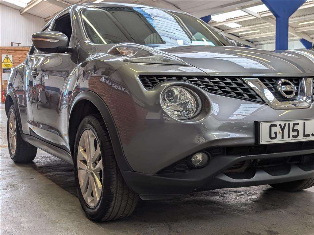<p>2015 NISSAN JUKE ACENTA PREMIUM CVT</p>