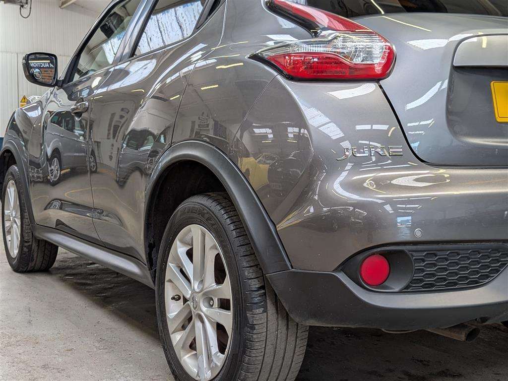 <p>2015 NISSAN JUKE ACENTA PREMIUM CVT</p>
