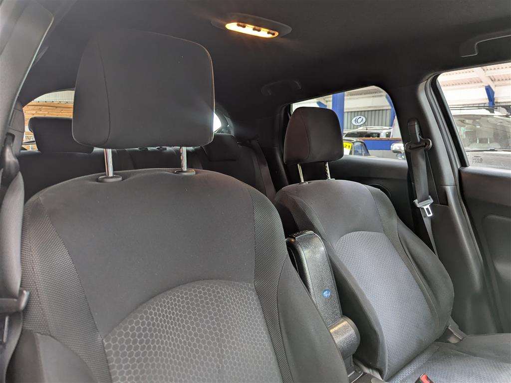 <p>2015 NISSAN JUKE ACENTA PREMIUM CVT</p>