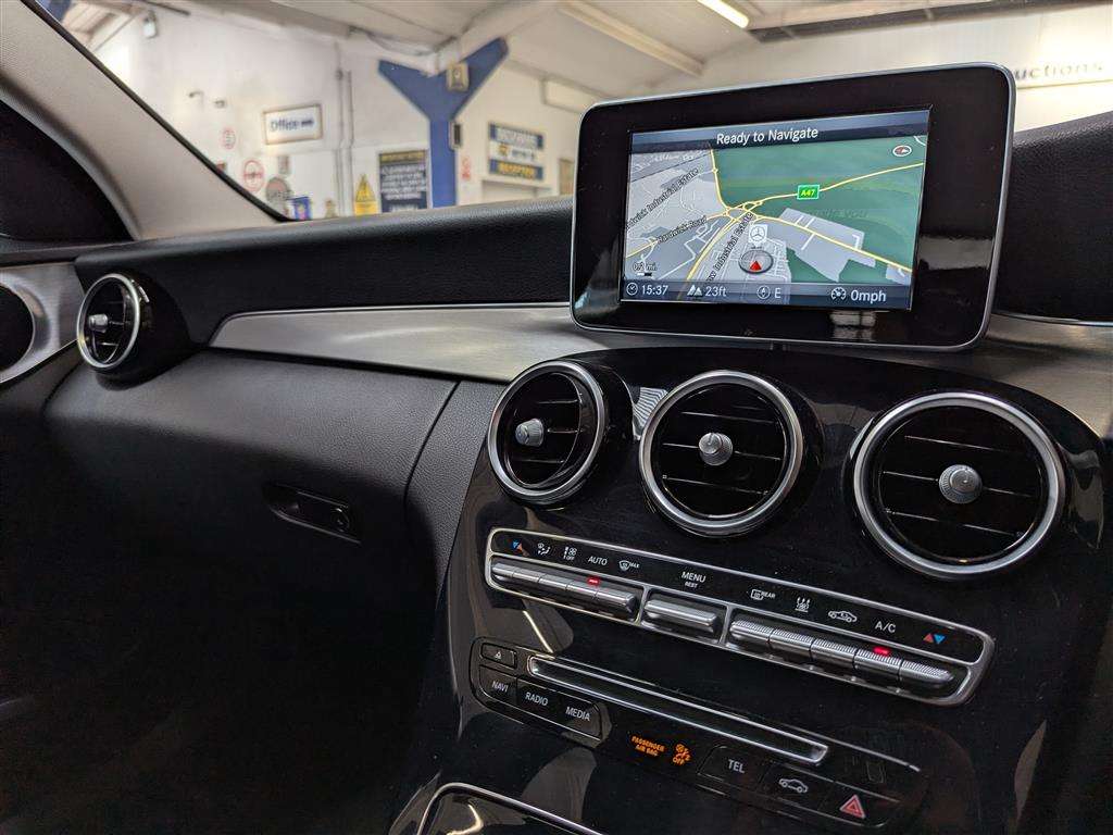 <p>2018 MERCEDES-BENZ C350 SPORT E AUTO</p>
