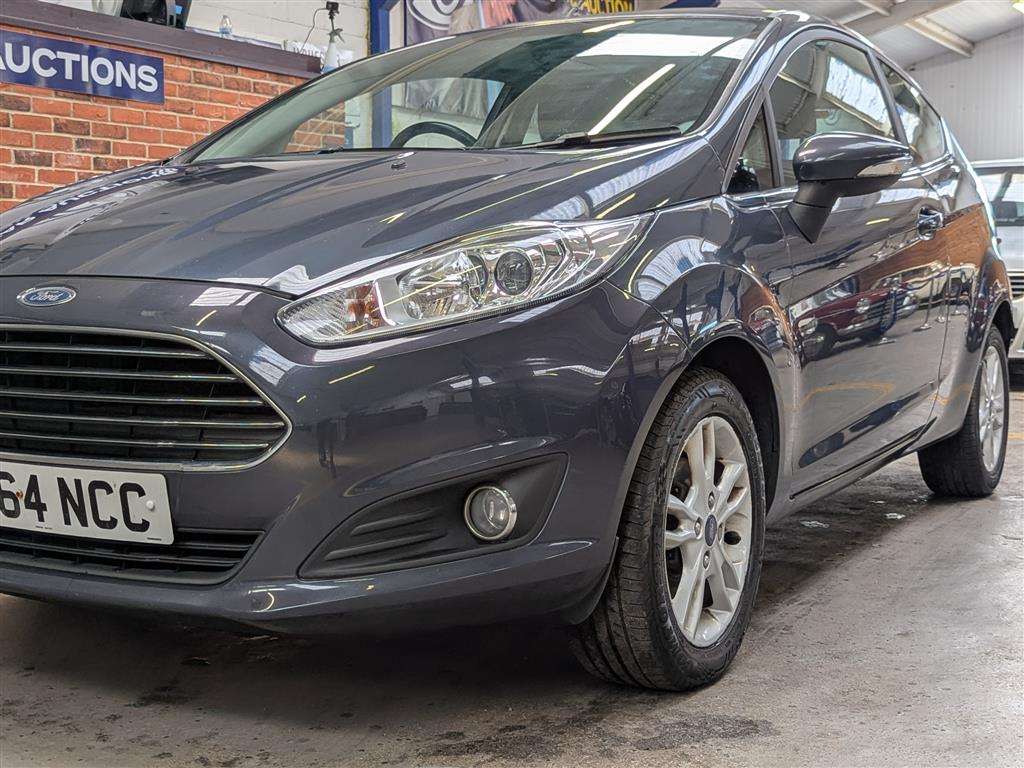 <p>2015 FORD FIESTA ZETEC</p>