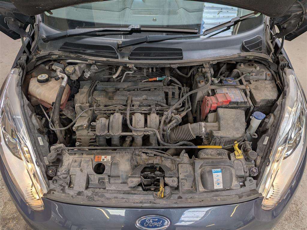 <p>2015 FORD FIESTA ZETEC</p>