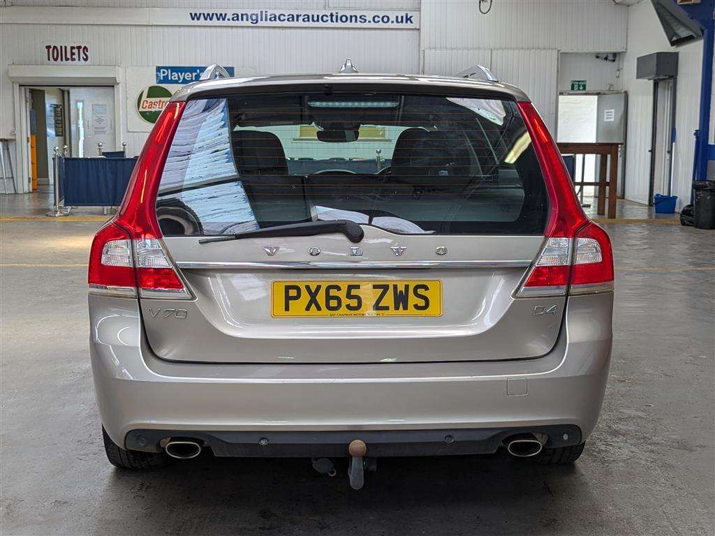 <p>2015 VOLVO V70 SE LUX D4 AUTO</p>