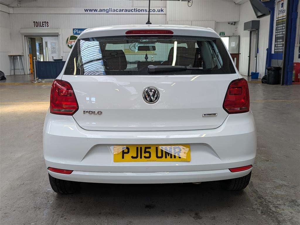 <p>2015 VOLKSWAGEN POLO SE</p>