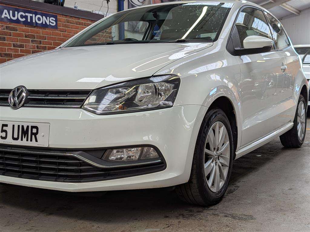 <p>2015 VOLKSWAGEN POLO SE</p>