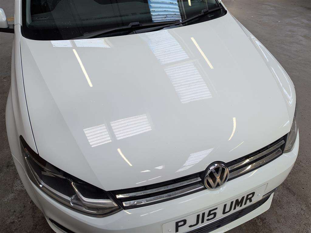 <p>2015 VOLKSWAGEN POLO SE</p>