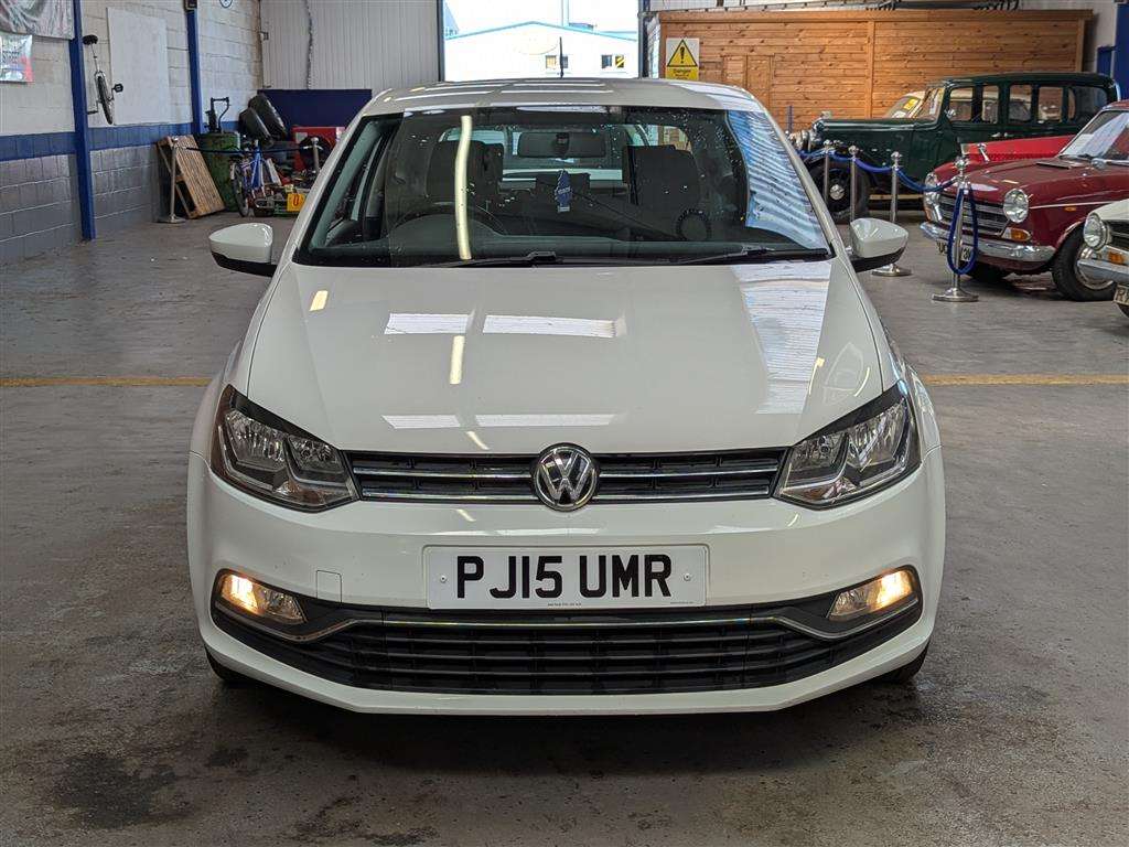 <p>2015 VOLKSWAGEN POLO SE</p>