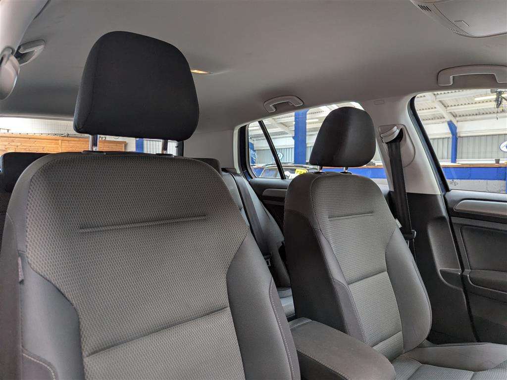 <p>2016 VOLKSWAGEN GOLF MATCH EDITION TDI BM</p>