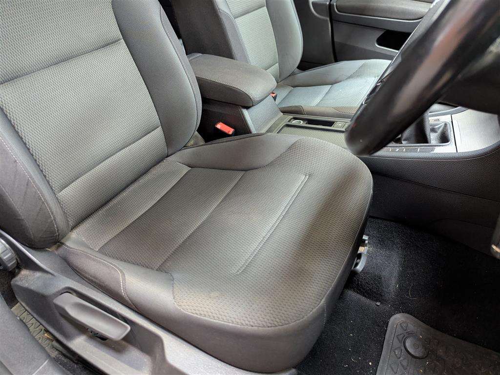 <p>2016 VOLKSWAGEN GOLF MATCH EDITION TDI BM</p>