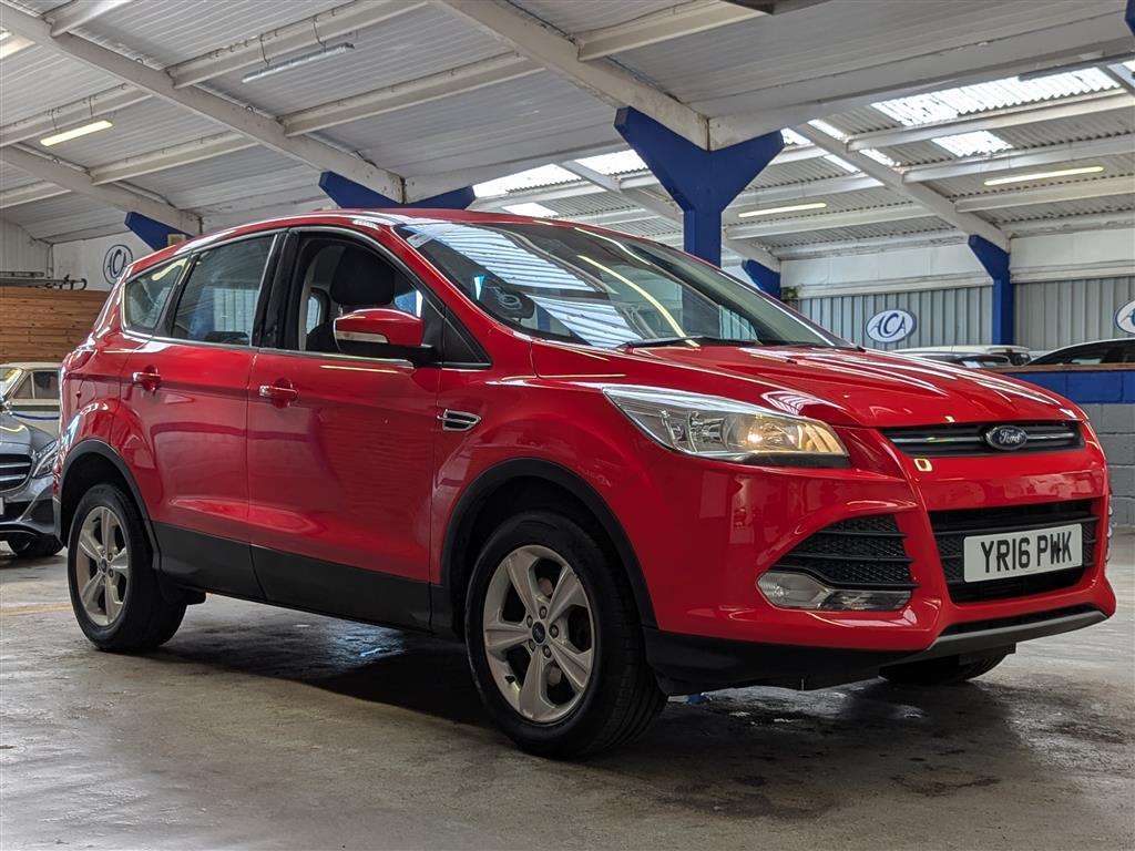 <p>2016 FORD KUGA ZETEC TDCI</p>