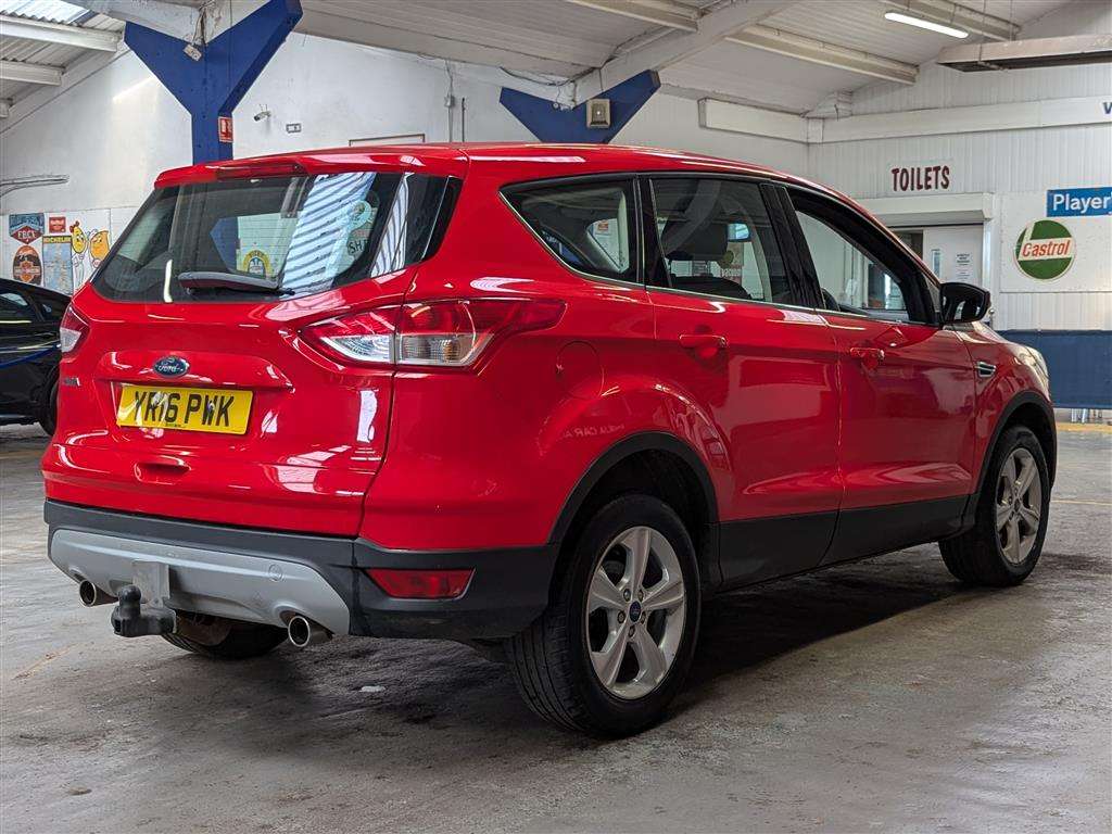 <p>2016 FORD KUGA ZETEC TDCI</p>