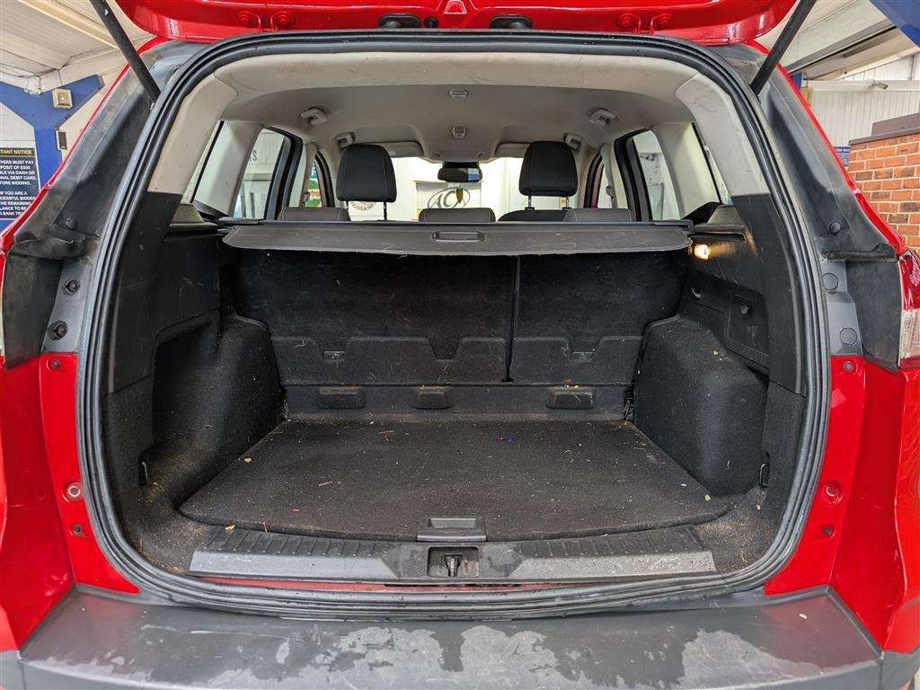 <p>2016 FORD KUGA ZETEC TDCI</p>