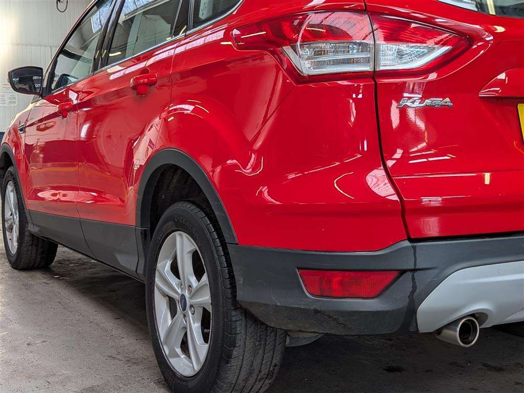 <p>2016 FORD KUGA ZETEC TDCI</p>