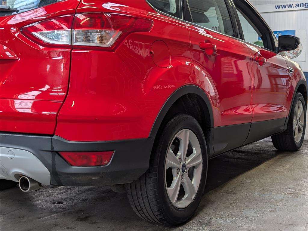 <p>2016 FORD KUGA ZETEC TDCI</p>