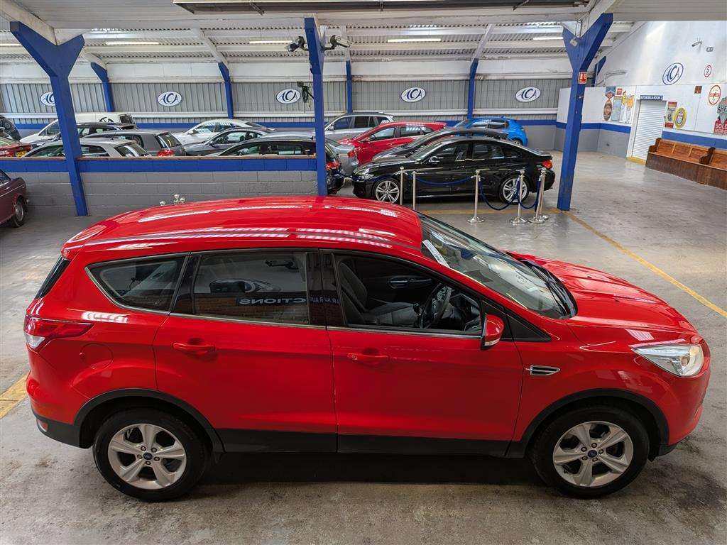 <p>2016 FORD KUGA ZETEC TDCI</p>