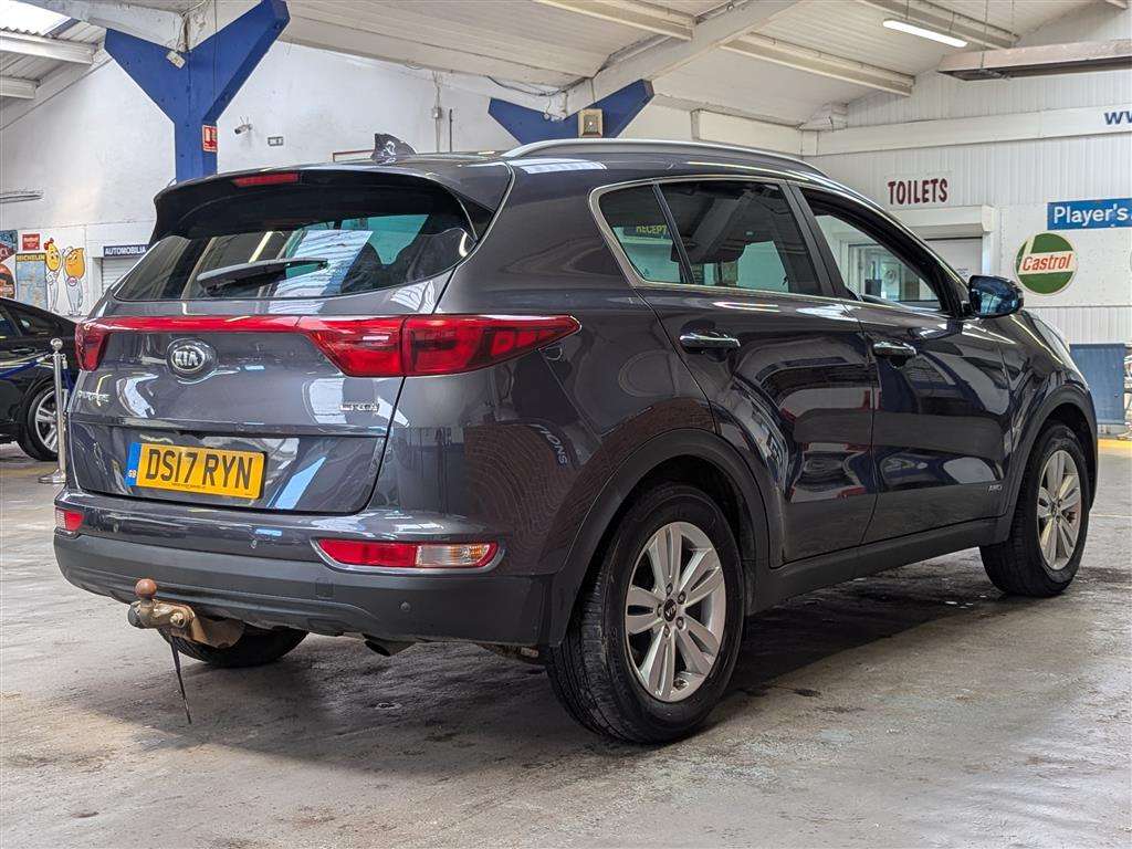 <p>2017 KIA SPORTAGE KX-2 CRDI</p>
