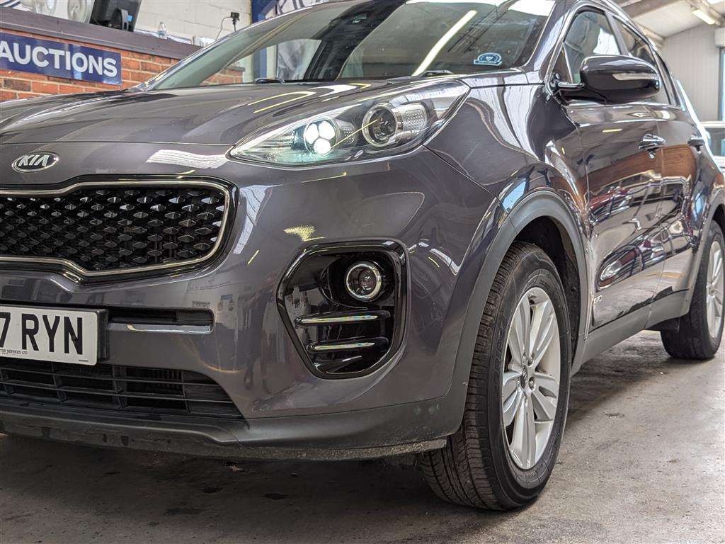 <p>2017 KIA SPORTAGE KX-2 CRDI</p>