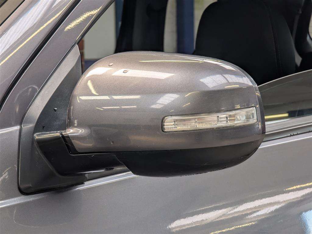 <p>2011 MITSUBISHI OUTLANDER GX 4 DI-D</p>