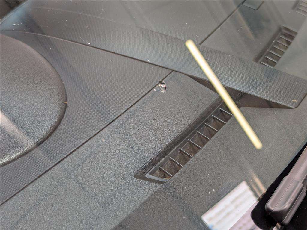 <p>2011 MITSUBISHI OUTLANDER GX 4 DI-D</p>