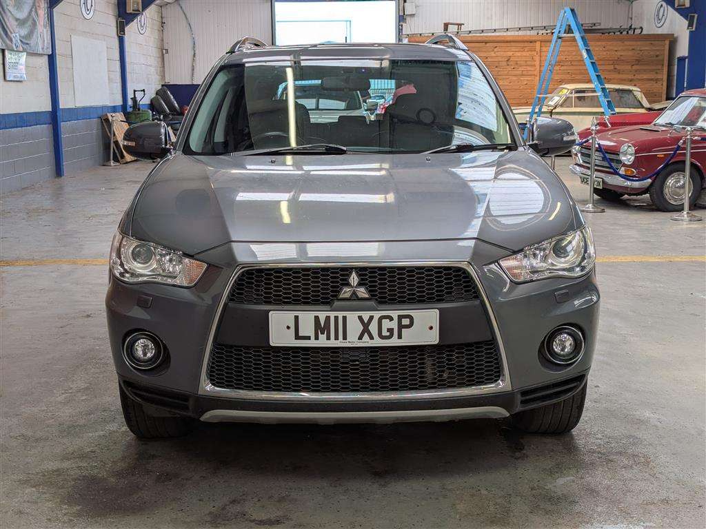 <p>2011 MITSUBISHI OUTLANDER GX 4 DI-D</p>