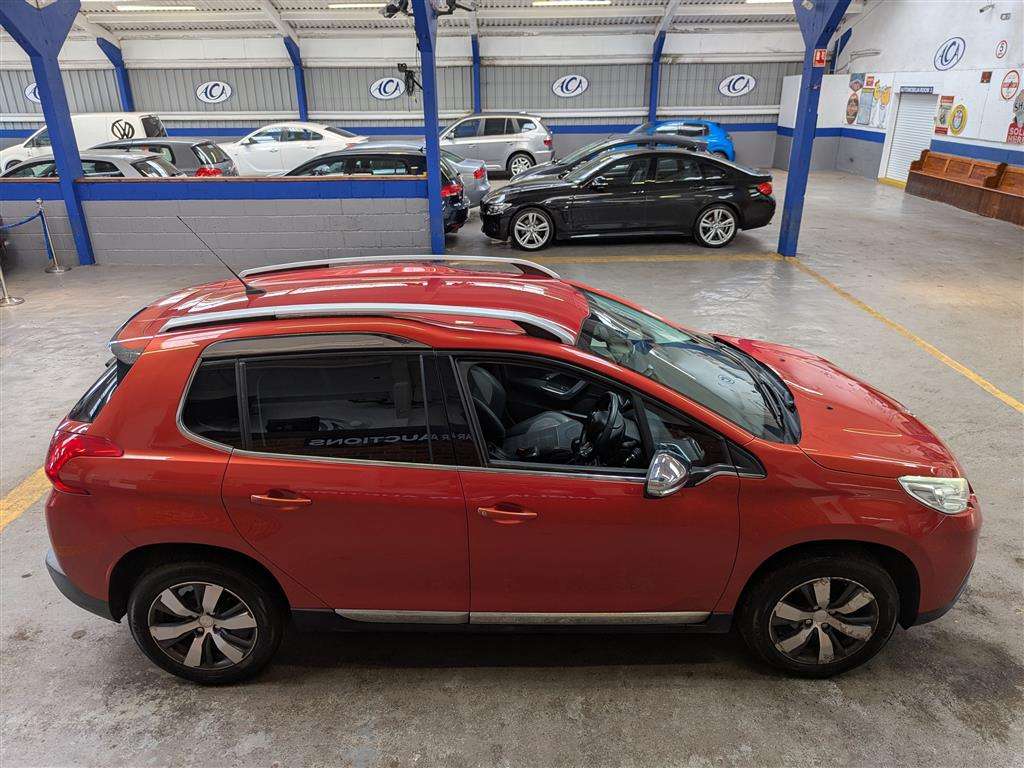 <p>2015 PEUGEOT 2008 ALLURE E-HDI</p>
