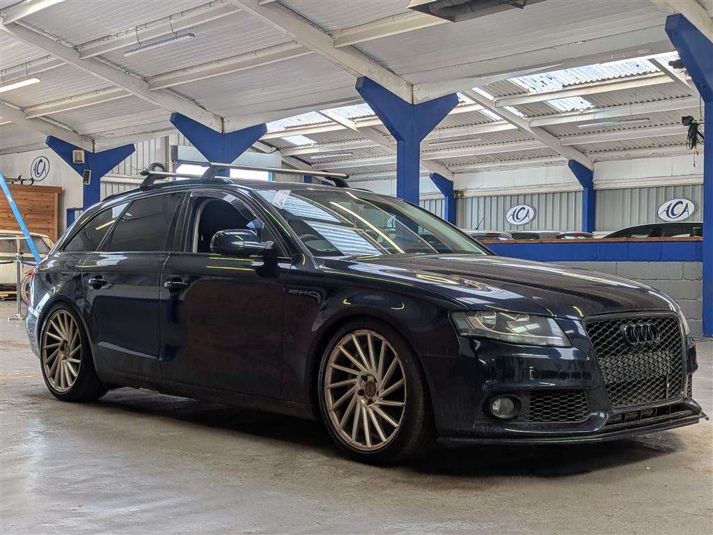 <p>2010 AUDI A4 AVANT SE TDI</p>