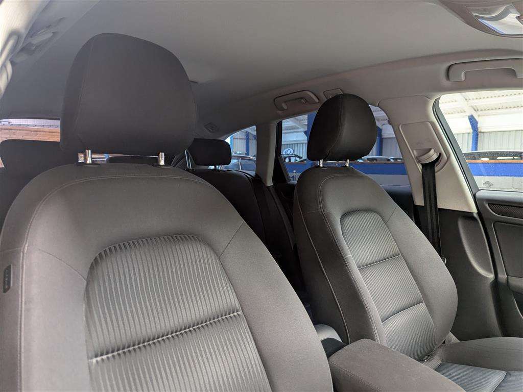 <p>2010 AUDI A4 AVANT SE TDI</p>